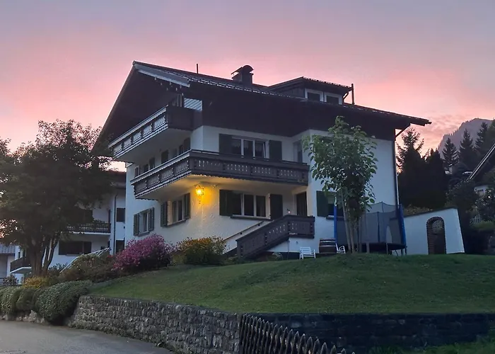 Alba Apartments